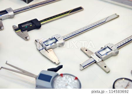 Digital calipers 114583692