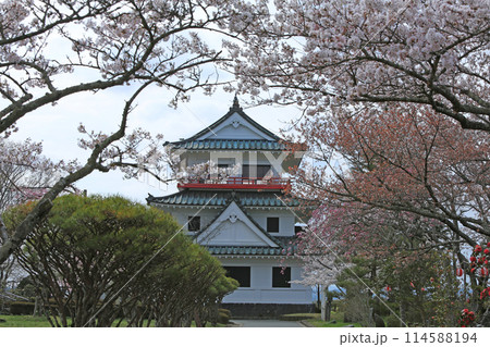 涌谷城址の桜 114588194