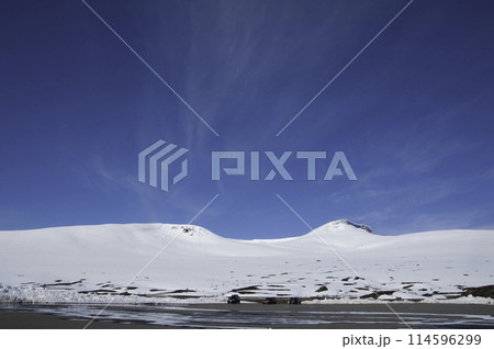 Arctic circle 114596299