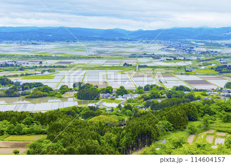 春の箟岳山より涌谷町・桃生町眺望 春の箟岳山より涌谷町・桃生町眺望 114604157