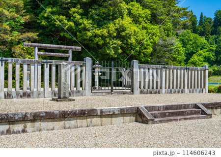 奈良県奈良市 第四十九代光仁天皇 田原東陵 奈良県奈良市 第四十九代光仁天皇 田原東陵 114606243