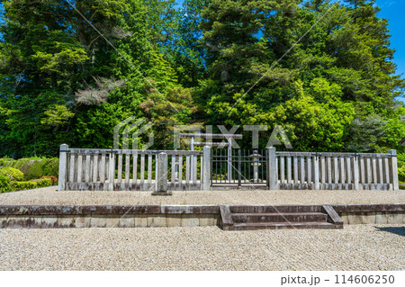 奈良県奈良市　第四十九代光仁天皇　田原東陵 114606250