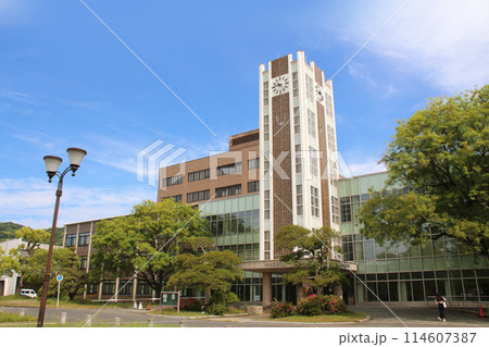 国立岡山大学 114607387