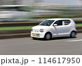 ドライブ　軽乗用車 114617950