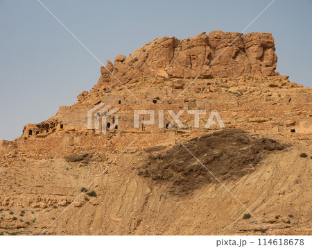 Abandoned Berber hilltop village of Ksar Guermessa in Tunisia 114618678