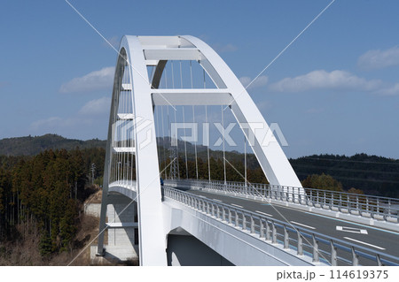 晴れた日の気仙沼大島大橋 晴れた日の気仙沼大島大橋 114619375