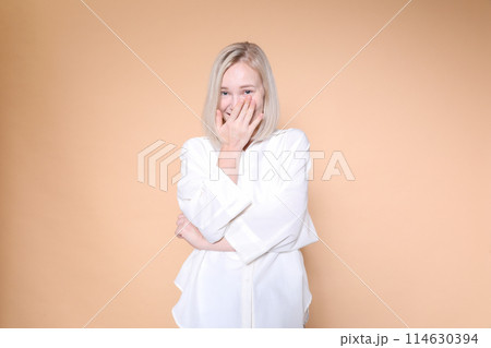 外国人女性の表情 外国人女性の表情 114630394