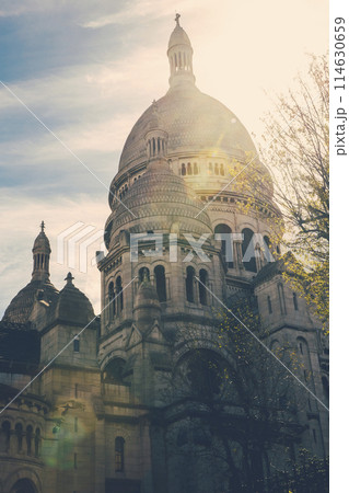 Sacre Coeur in Paris with lens flare Sacre Coeur in Paris with lens flare 114630659