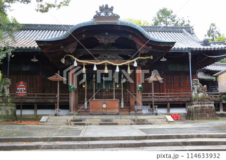 Muko-Jinja Shinto Shrine in Muko City of Kyoto Japan. Founded in the year 718 by the Mutobe clan as requested by Emperor Jinmu. Its design was copied by the Meiji Jingu in Tokyo. Muko-Jinja Shinto Shrine in Muko City of Kyoto Japan. Founded in the year 718 by the Mutobe clan as requested by Emperor Jinmu. Its design was copied by the Meiji Jingu in Tokyo. 114633932