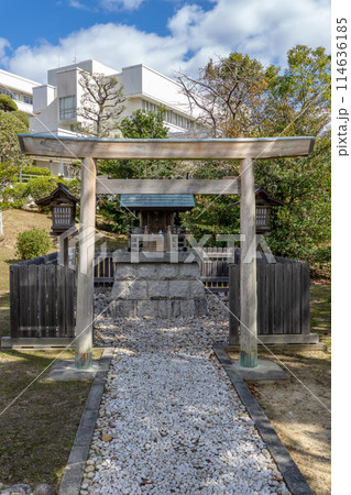 大阪府高槻市阿武野の阿武山神社(高槻赤十字病院の鎮守社) 鳥居 大阪府高槻市阿武野の阿武山神社(高槻赤十字病院の鎮守社) 鳥居 114636185