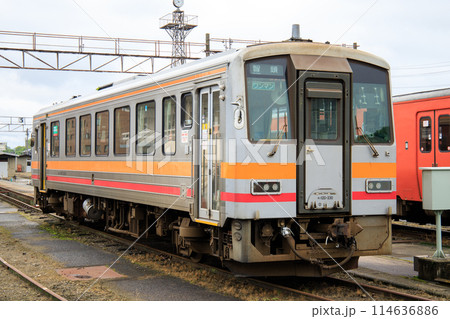 JR西日本　キハ120形気動車 114636886