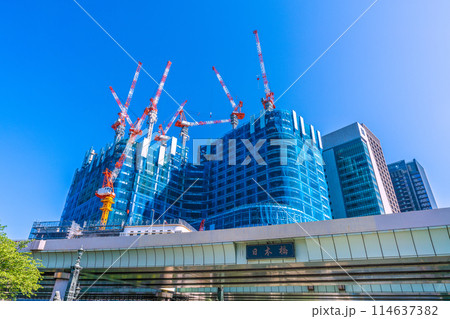 日本の東京都市景観 5月。日本橋一丁目の再開発事業などを望む＝17日 114637382