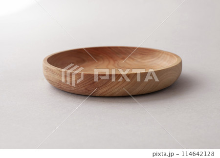Wooden kitchen utensils stacked view, spoon and spatula close up Wooden kitchen utensils stacked view, spoon and spatula close up 114642128