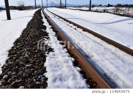 雪国の鉄道線路 羽越本線 雪国の鉄道線路 羽越本線 114643075