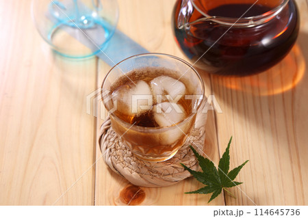 冷えた麦茶 114645736
