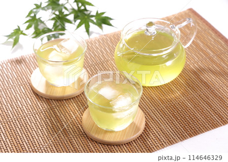 冷たい冷茶 114646329