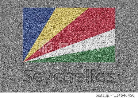 石板の上に描かれたセーシェルの国旗と、掘ったような「Seychelles」の文字 石板の上に描かれたセーシェルの国旗と、掘ったような「Seychelles」の文字 114646450