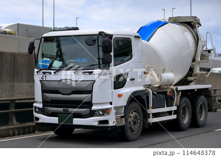 アジテータトラック（コンクリートミキサー車） イメージ 114648378