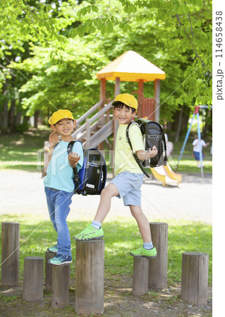 一年生　男の子ふたり 114658438