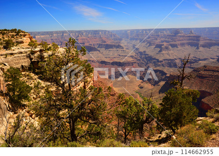 Hazy Sky Day At The Grand Canyon Arizona 114662955