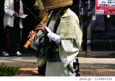 虚無僧　尺八 114664320