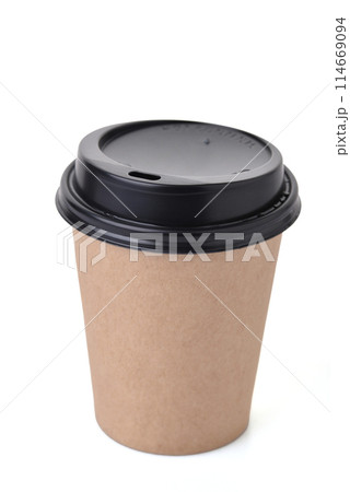 Blank kraft paper coffee cup with cap. Disposable cup isolated on white background 114669094
