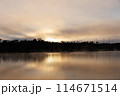 朝霧の川岸から 114671514