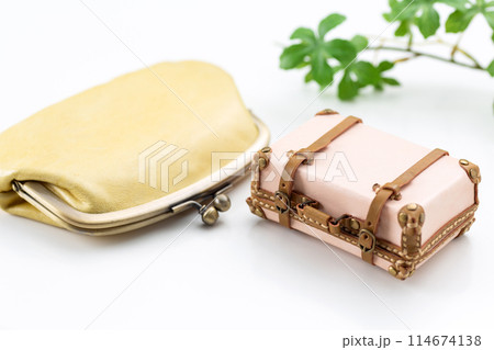 旅行バックとがま口財布 旅行バックとがま口財布 114674138