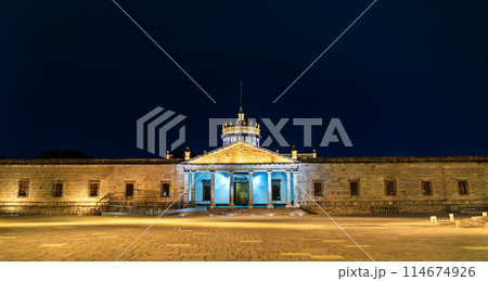 Hospicio Cabanas, UNESCO world heritage in Guadalajara, Mexico at night Hospicio Cabanas, UNESCO world heritage in Guadalajara, Mexico at night 114674926