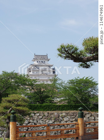 桜門橋からの姫路城天守 桜門橋からの姫路城天守 114674961