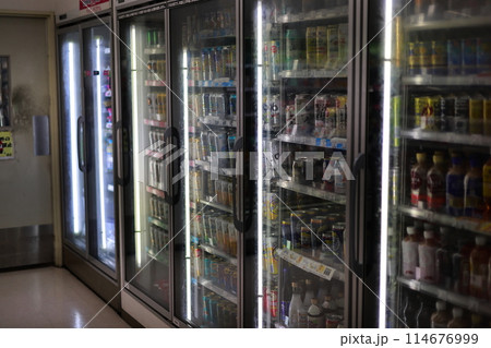 コンビニのドリンク 114676999