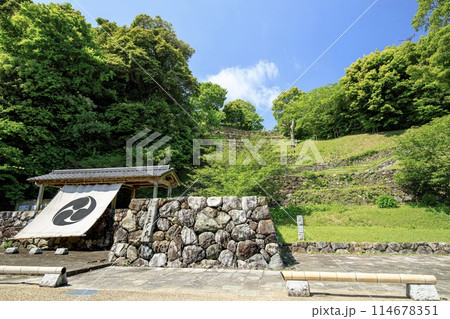 鳥羽市、鳥羽城三ノ丸広場の風景 鳥羽市、鳥羽城三ノ丸広場の風景 114678351