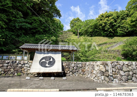 鳥羽市、鳥羽城三ノ丸広場の風景 鳥羽市、鳥羽城三ノ丸広場の風景 114678363