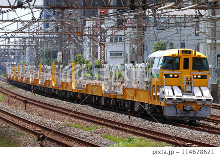 JR東日本線：ロングレール輸送車（キヤE195系車両） 114678621