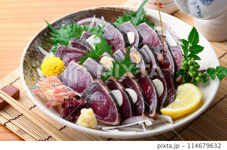 鰹のたたき 南紀勝浦港 114679632