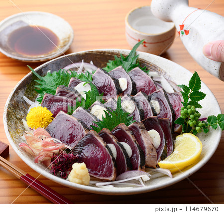 鰹のたたき 南紀勝浦港 114679670