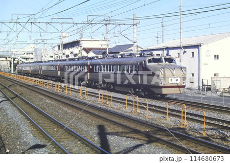 東武1700系DRC、1701F、特急きぬ、西新井ー竹ノ塚、1981年1月4日 東武1700系DRC、1701F、特急きぬ、西新井ー竹ノ塚、1981年1月4日 114680673