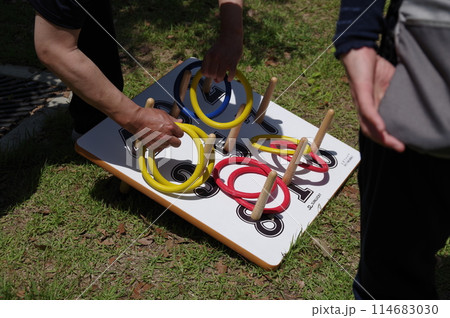 体と頭を使う全身運動のレクレーション輪投げ1 体と頭を使う全身運動のレクレーション輪投げ1 114683030