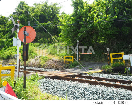 田舎の踏切 田舎の踏切 114683059