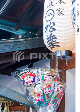 京都市東山区京都ゑびす時神社の10日戎を撮影したもの 114684823