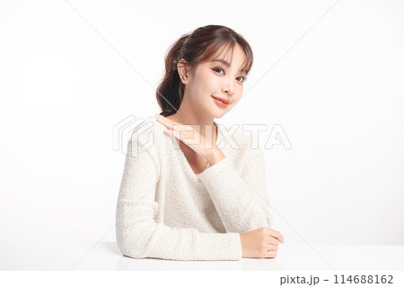 Beautiful young asian woman with clean fresh skin on white background, Face care, Facial treatment, Cosmetology, beauty and spa, Asian women portrait. 114688162