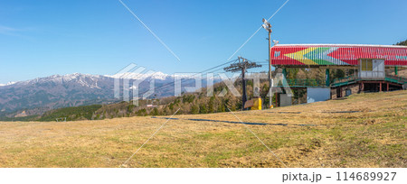 春先の鷲ヶ岳スキー場（岐阜県郡上市高鷲町大鷲）※作品コメント欄に撮影位置 114689927