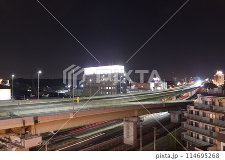 夜の国道16号(横浜町田IC周辺・町田立体) 夜の国道16号(横浜町田IC周辺・町田立体) 114695268