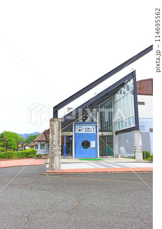 長野県千曲市、あんずホールの風景 114695562