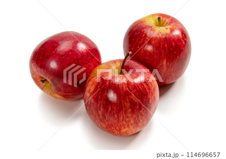 ニュージーランドの小粒な林檎、ロイヤルガラ 114696657