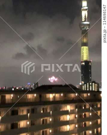 十間橋から見たスカイツリー 114698147