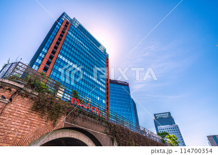 日本の東京都市景観 万世橋からマーチエキュートなどを望む(右奥は御茶ノ水駅方向) 日本の東京都市景観 万世橋からマーチエキュートなどを望む(右奥は御茶ノ水駅方向) 114700354