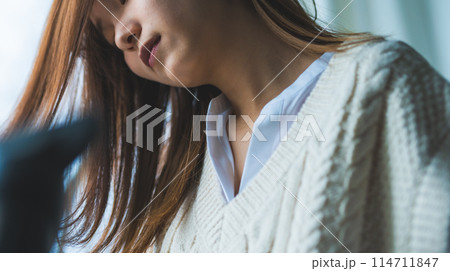 女性 114711847