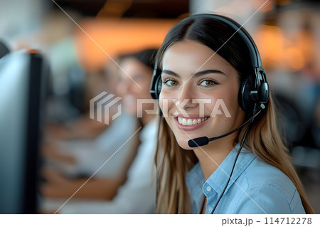 カスタマーサポートの女性1　AI生成画像 114712278