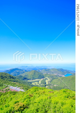 初夏の妙見岳から見た景色 長崎県雲仙市 初夏の妙見岳から見た景色 長崎県雲仙市 114717862